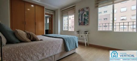 Piso de alquiler en Carrer D'alemany, Torrefiel - Photo 5