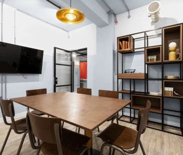 Classic 2 Bed Apartment - Photo 1