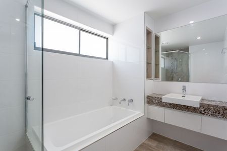 Ocean View Top Floor - Photo 4