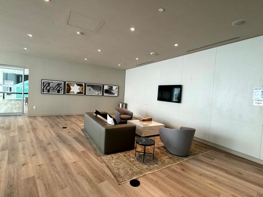For Lease - 3900 Confederation Parkway Unit# 1401, Mississauga, Ontario - Photo 1