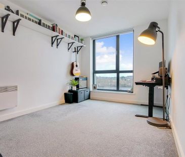 2 bedroom apartment to rent - Photo 6