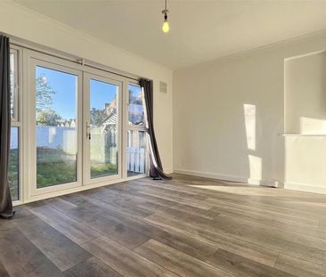 2 bedroom detached bungalow to rent - Photo 4