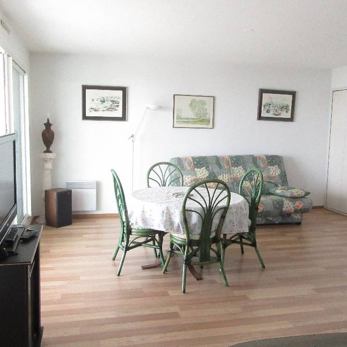 Location Appartement 2 pièces 64m² - Photo 1