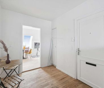 Lækker lys lejlighed med elevator - Photo 4