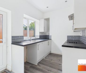 3 bedroom terraced house to rent - Photo 3