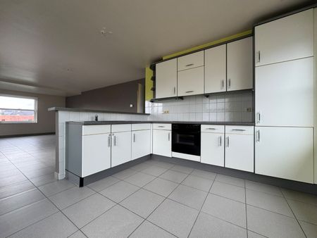 Energiezuinig en centraal gelegen 2-slaapkamerappartement met garage - Photo 5