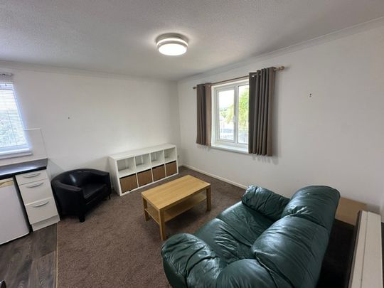 Midland Place, Llansamlet, SA7 9QU - Photo 1