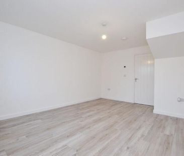 3 bedroom property to rent - Photo 1