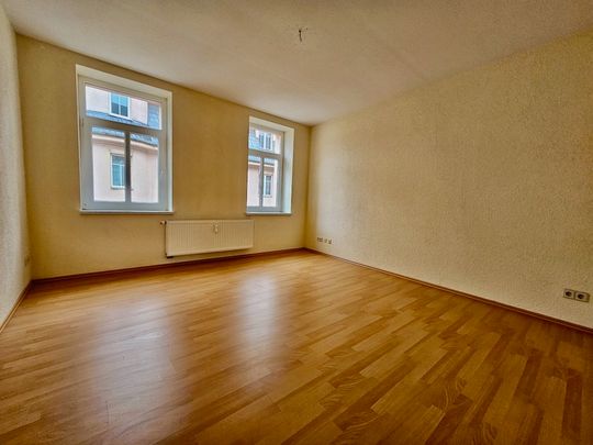 Ruhige und gemütliche 2-Zimmer-Maisonette-Wohnung im Herzen von Döbeln! - Foto 1