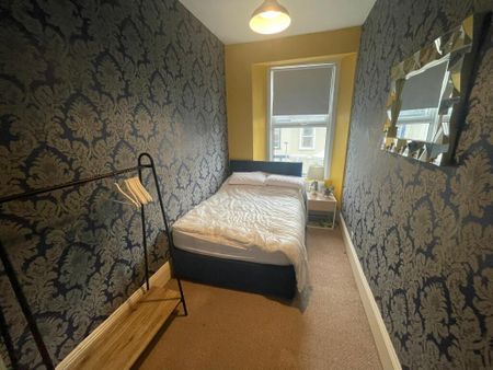 3 bedroom house share to rent - Photo 2