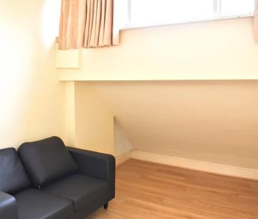 3 bedroom apartment to rent - Photo 1