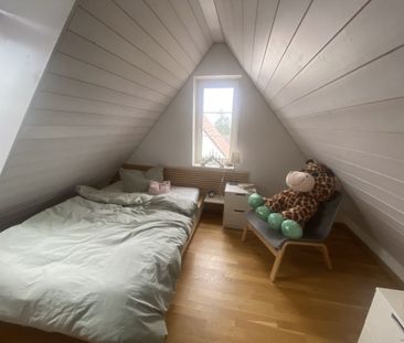 Charming living with own terrace in the old town near the ship dock - Photo 1