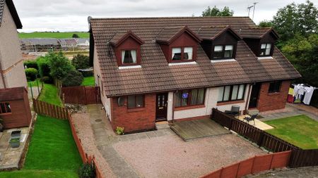 2 bedroom semi-detached house to rent - Photo 3