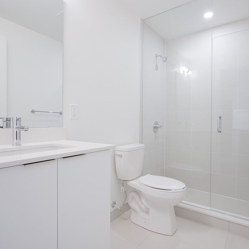 For Lease - 3071 Trafalgar Road Unit# 801, Oakville, Ontario - Photo 1