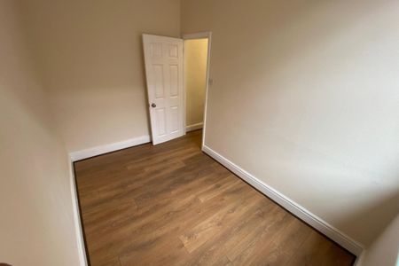 Clarendon Road, BIRMINGHAM - Photo 4