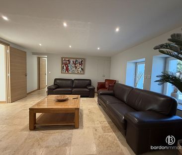 Location Maison 6 pièces 165m² - Photo 2