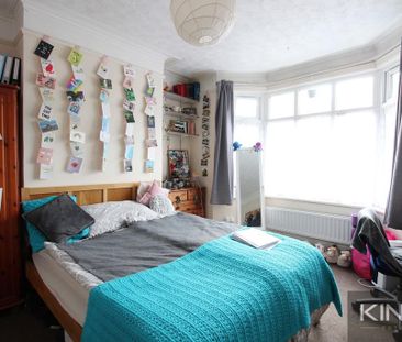 3 bedroom terraced house to rent - Photo 2