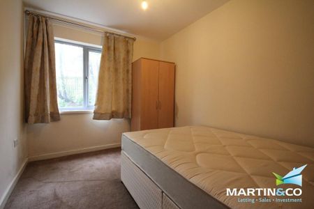 2 bedroom flat to rent - Photo 4