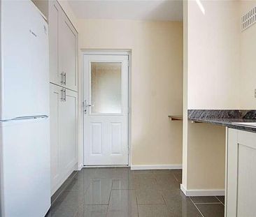 Severn Drive, Enfield, EN1 - Photo 6