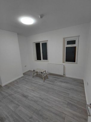 5 bedroom terraced house to rent - Photo 1