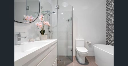 Impressive Beauty Townhouse in a Prime Location! - Photo 4