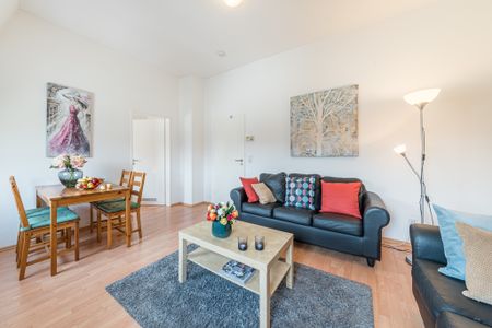 City-Residence: Gut möblierte 2-Zi.-Wohnung in beliebter Lage von Sachsenhausen - Photo 2