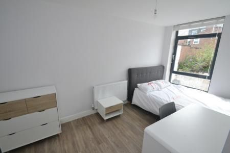 Standish Road, Fallowfield, Manchester, M14 - Photo 3