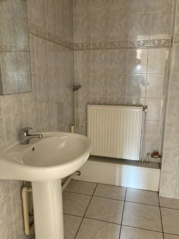 T3 AVEC PETIT BALCON - CENTRE PONTCHARRA - Photo 5