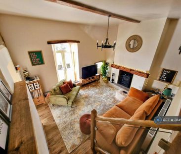 3 bedroom semi-detached house to rent - Photo 3