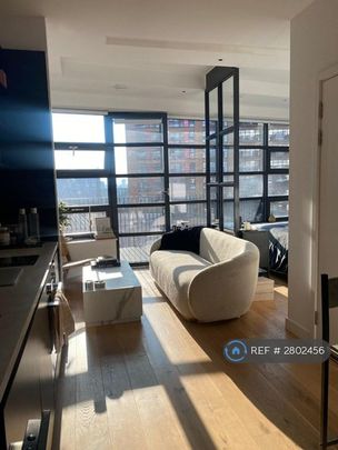 Studio to rent - Photo 1