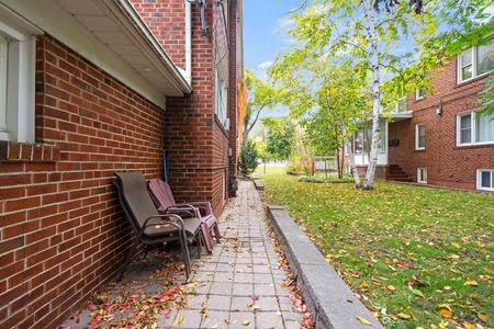 For Lease - 4617 Dundas Street Unit# A, Toronto, Ontario - Photo 3