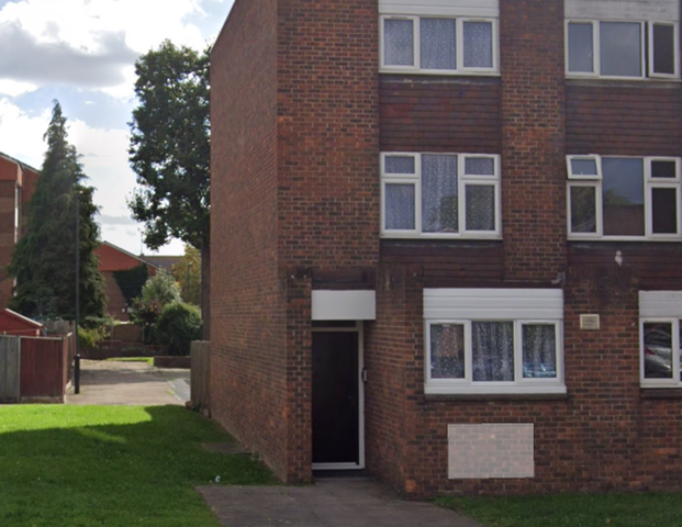 Owen Way Room 1 - Photo 1