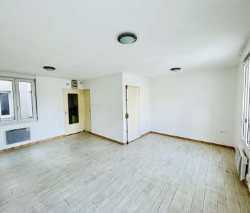 Location Appartement 2 pièces 54m² CHATELLERAULT 86100 - Photo 2