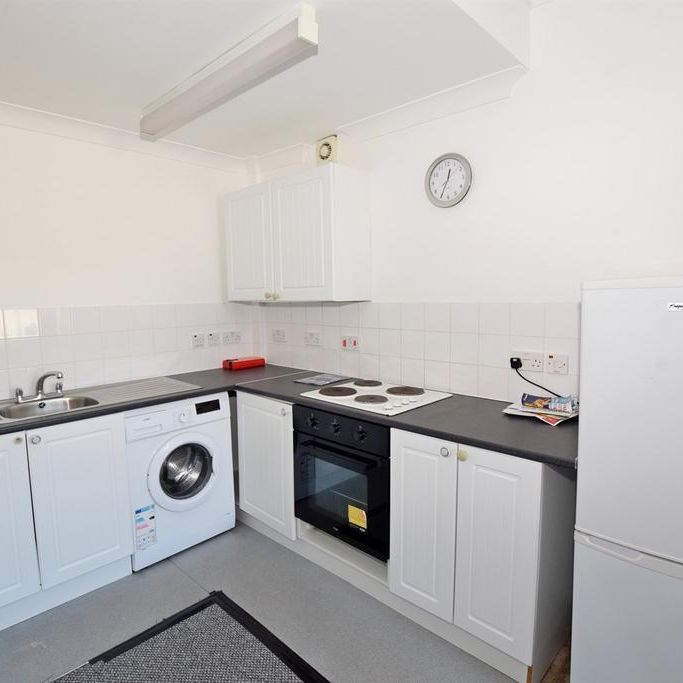 1 bedroom flat to rent - Photo 1