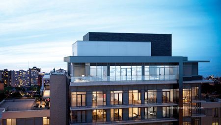 255 Bay St - Photo 2