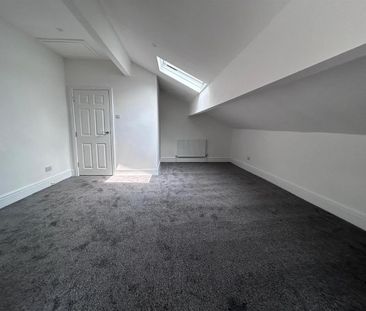 2 bedroom end of terrace house to rent - Photo 6