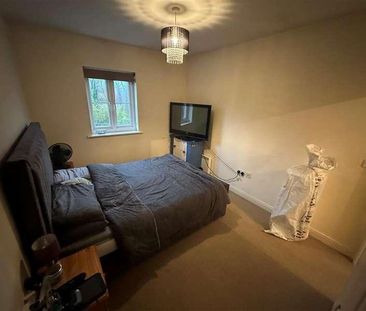 Cadwal Court, Llantwit Fardre, Pontypridd, CF38 - Photo 3