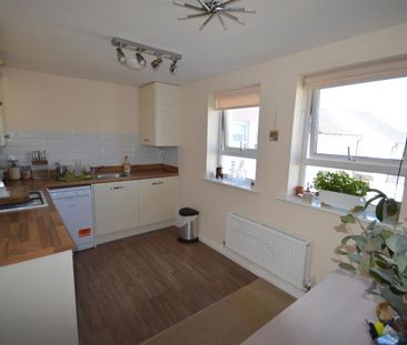 Cavendish Crescent, Newquay - Photo 1