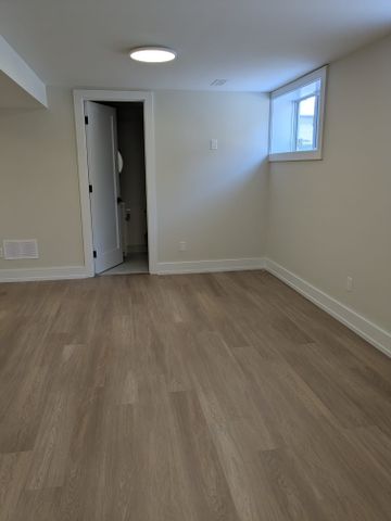 For Lease - 313 Ranee Avenue Unit# Basement, Toronto, Ontario - Photo 5