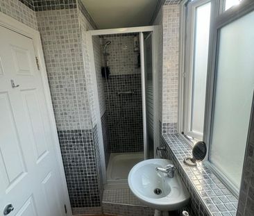 4 Bed Terraced House, Braemar Avenue, N22 - Photo 1