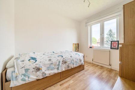 3 bedroom detached house to rent - Photo 3