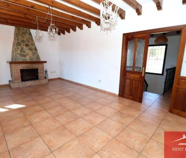 5 bedroom luxury Villa for rent in Alhaurín de la Torre, Spain - Photo 2