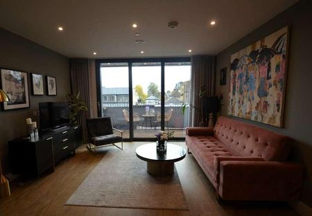 Fairfield Avenue, Staines-upon-thames, TW18 - Photo 2