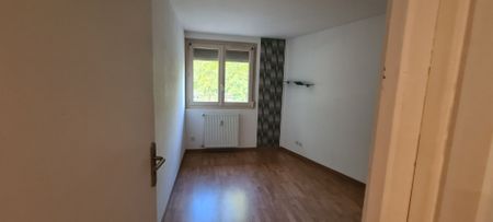 Location Appartement 3 pièces 68m² - Photo 2