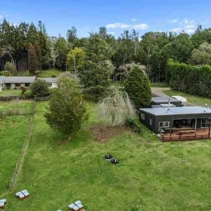 Rural Self-Contained Home - Photo 3