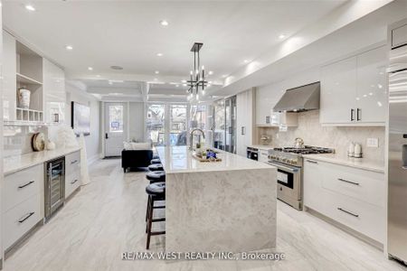 For Lease - 94 Lake Crescent, Toronto, Ontario - Photo 2