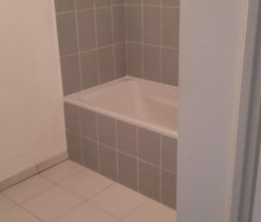 Location Appartement 3 pièces 64m² BORDEAUX 33300 - Photo 1