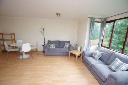 1 bedroom flat to rent - Photo 3