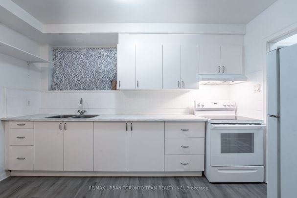 For Lease - 37 Frankdale Avenue Unit# #1, Toronto, Ontario - Photo 1