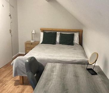 Unit 5, 2 Lisburn Avenue, Belfast, BT9 7FX - Photo 2